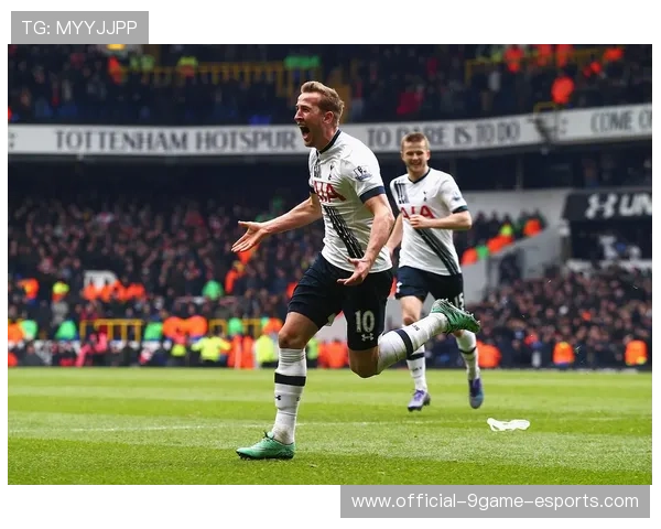 凯恩帽子戏法，热刺压倒曼城全取三分！